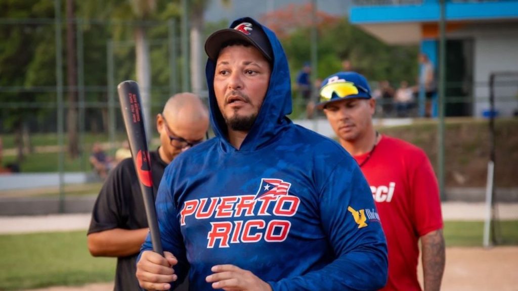 Yadier Molina Income